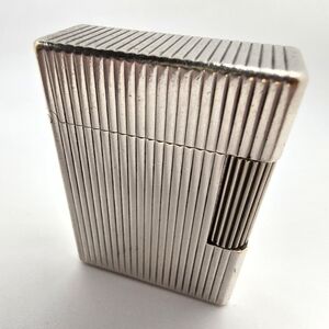 Silver Ribbed Lighter
